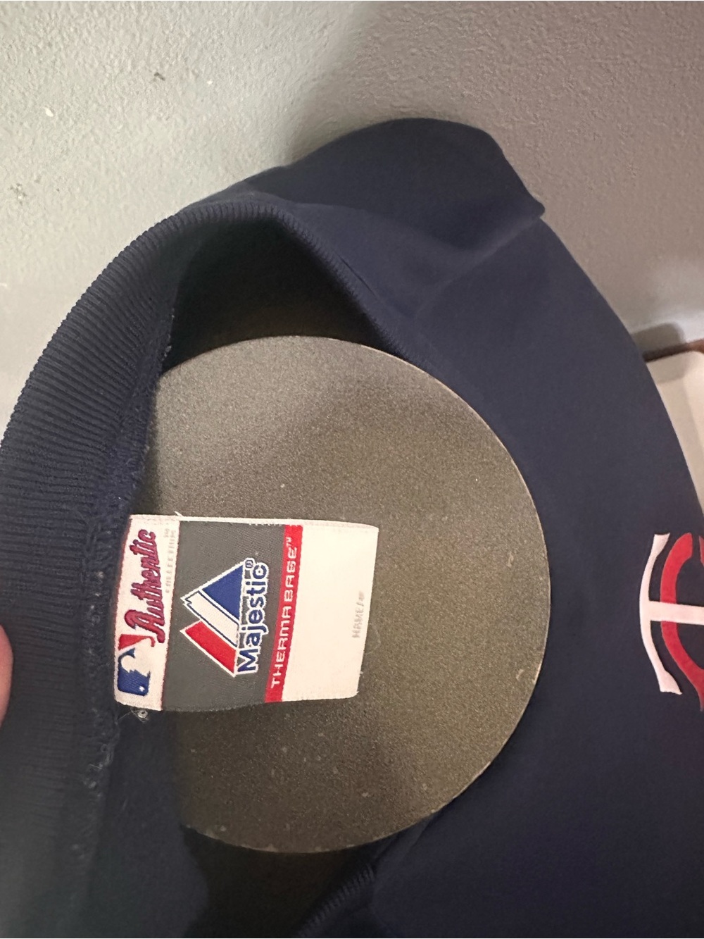 Majestic Minnesota Twins Pullover Sweatshirt - Picture 5 of 5